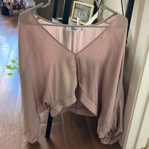 Beautiful pink flowy crop top from small boutique!